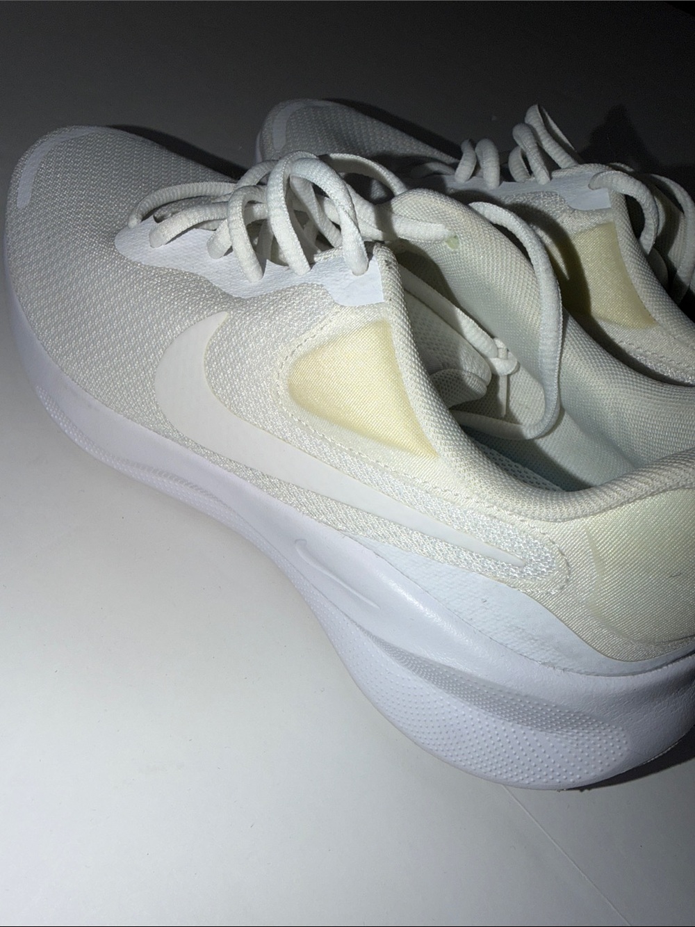 Nike Revolution 7 Running Shoes Women’s Size 10 - Picture 7 of 9